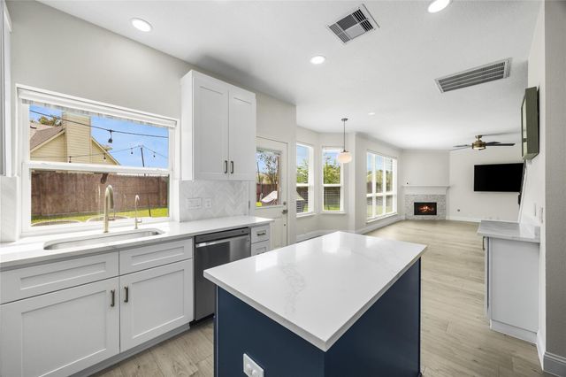 1802 Rockwall Ct — Greatwood Stonebridge Sec 3