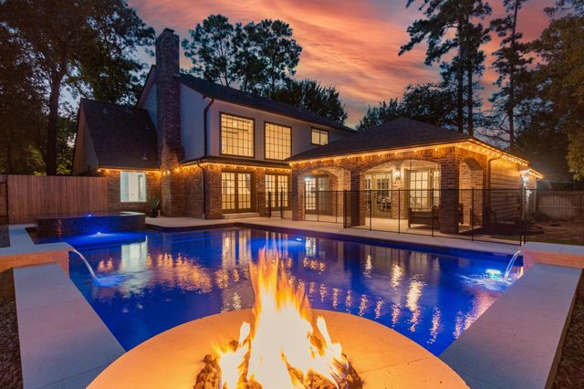 5 Thornhedge Ct — Village of Panther Creek