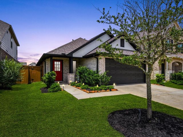 8111 Blue Fish Dr — Marvida Sec 11