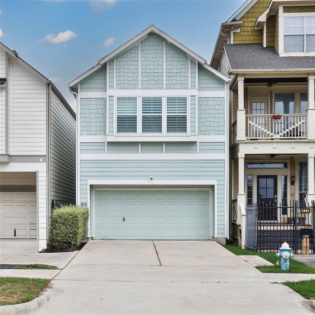 819 W 20th St — Houston Heights