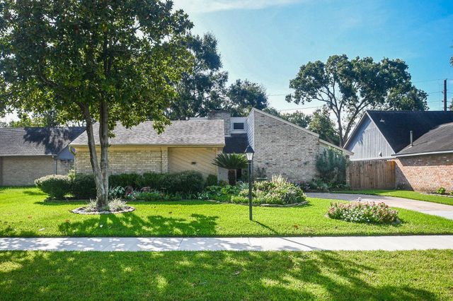 22531 Indian Ridge Dr — Cimarron