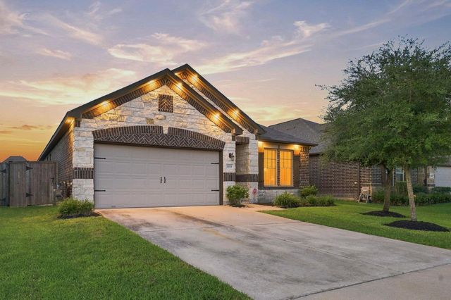 14510 Julie Meadows Ln — Fall Creek