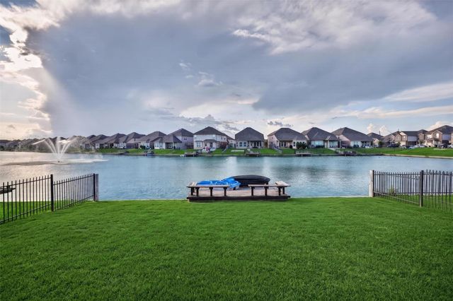24630 Puccini Pl — CAMILLO LAKES
