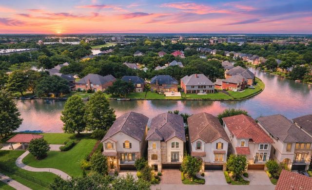 1122 Old Oyster Trl — The Enclave At Lake Pointe