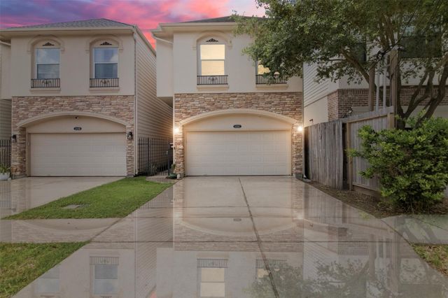 5819 Petty St C — Cottage Grove