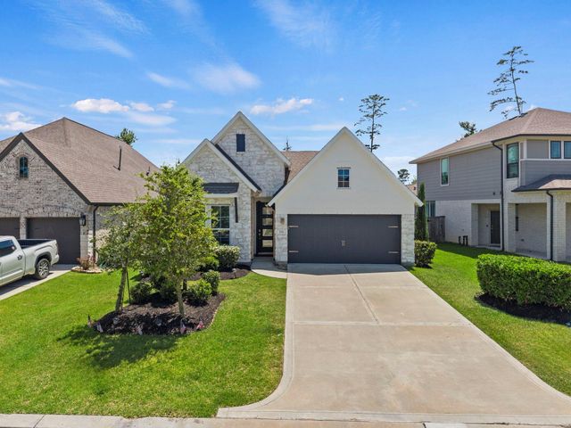 534 Cedar Harbor Ct — Grand Central Park