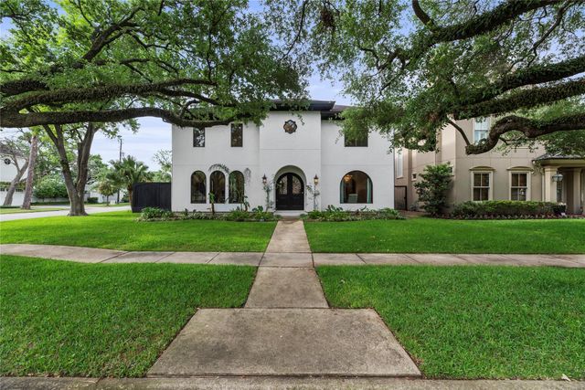 3803 Drake St — Montclair