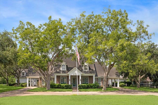 3577 Katy Hockley Rd — Manorwood Estates