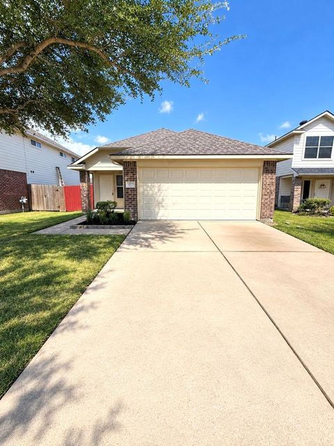 10919 VIEW POINTE LN — CLEARVIEW VILLAGE SEC 3