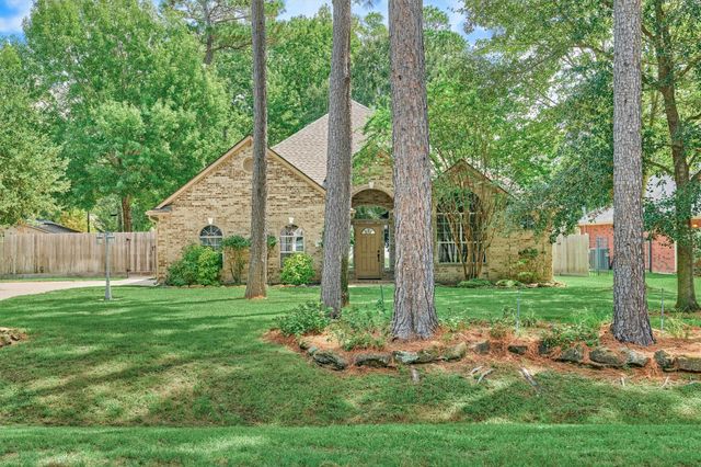 806 Weeping Willow Way — Westwood