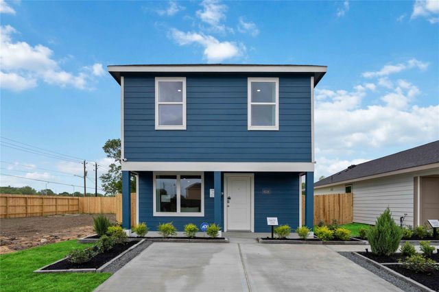 6006 Pineapple St — Pineapple Square