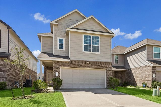 3811 W Alessano Ln — Camillo Lakes