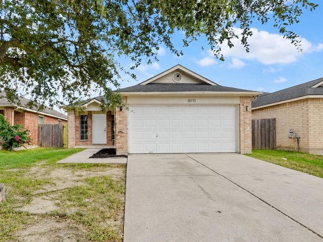 18710 Reynolds Park Dr — Brenwood Village