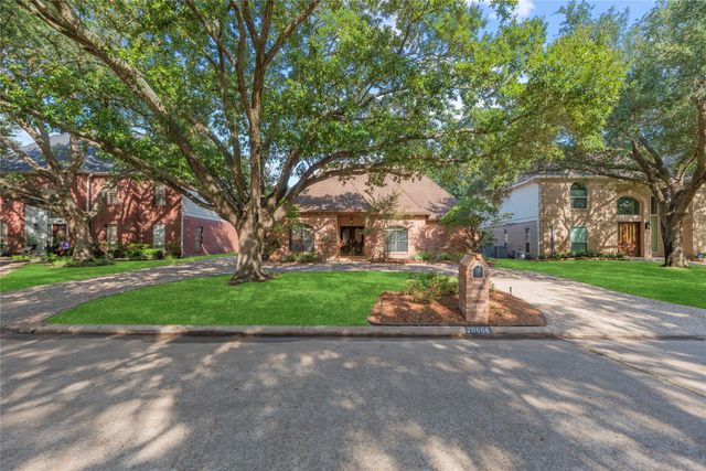 20606 Hannington Ln — Nottingham Country