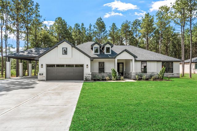 13653 Armstrong St — Deer Pines