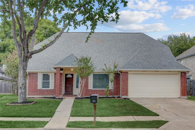 2513 Hadley Cir — Barrington Place