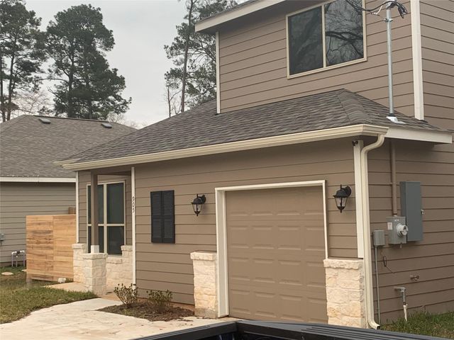 905 Chickasaw Dr — Lake Conroe Forest 02