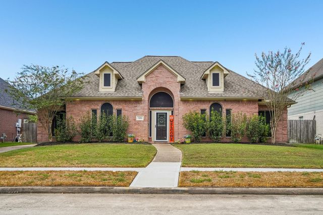 2424 Piney Woods Dr — Dixie Woods Sec 1&2&3 Ph1-Ph2
