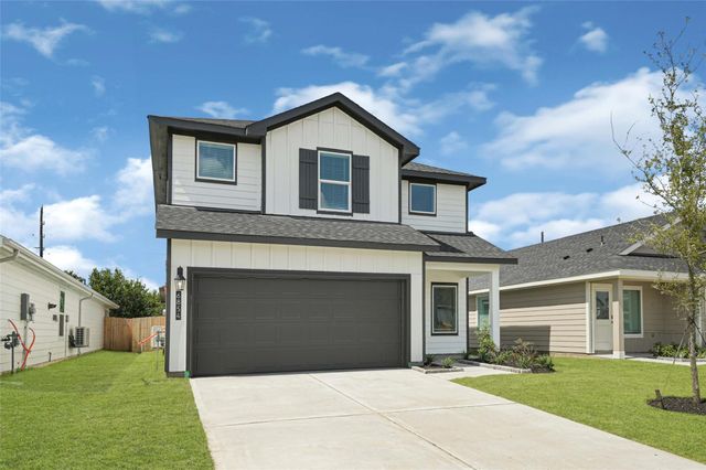 6807 Canyon Breeze Dr — Holly Ridge