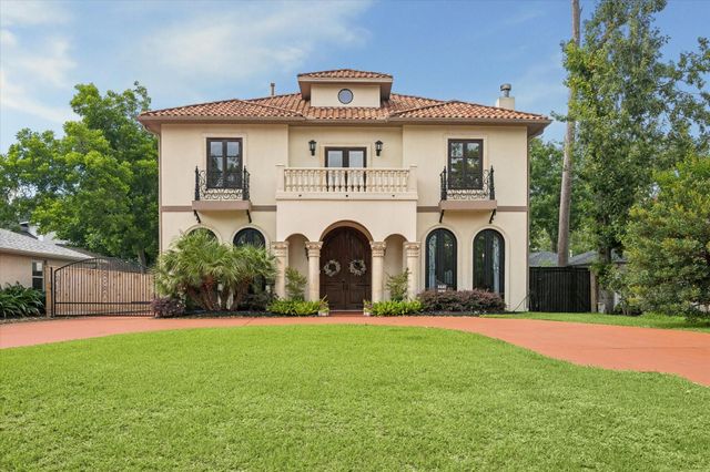 8448 Westview Dr — Spring Oaks Sec 02