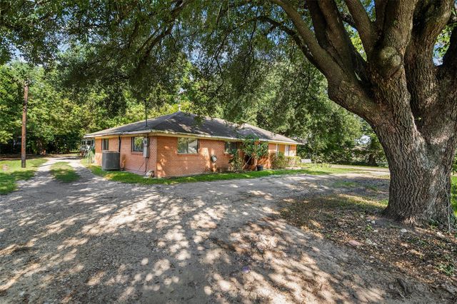 13909 Kershaw St — Eversdale