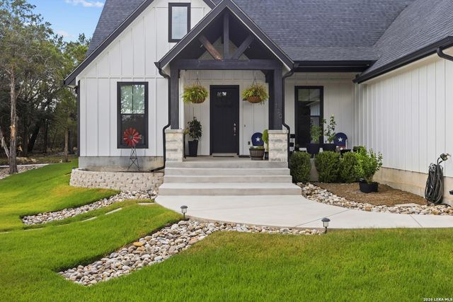 130 Mountain View Trl — THE CROSSING
