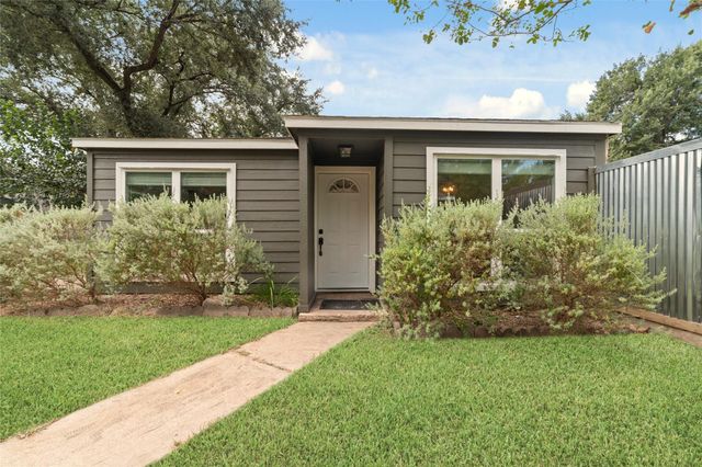 10819 Berry Tree Dr — White Oak Bend Sec 01