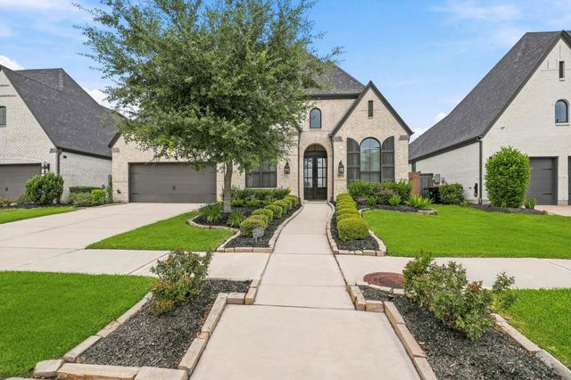 2523 Tradewind Pass Dr — SIENNA
