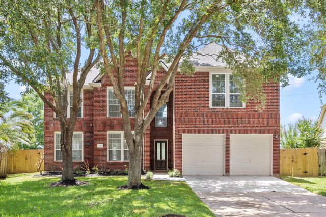 2430 Waterwood Dr — Riverpark Sec 2