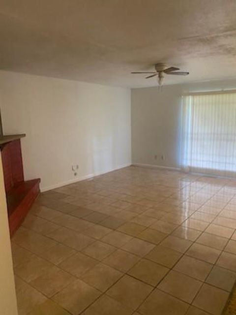 4850 Prairie Ridge Rd — Ridgemont Sec 3