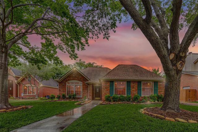 7603 Shangrila Ln — Copperfield Southcreek Village