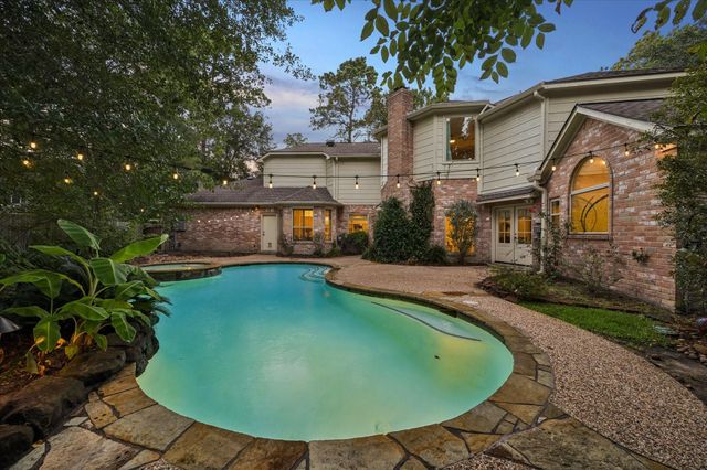 44 Dovewood Pl — Wdlnds Village Cochrans Creek
