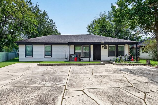 8822 Sultan Dr — Chatwood Place Sec 05