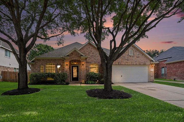 2503 Falcon Knoll Ln — Falcon Ranch Sec 4