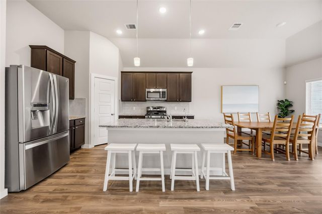 1173 Filly Creek Dr — Mustang Xing Sec 7