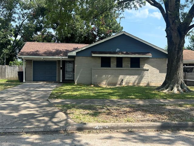 10211 Hinds St — Sun Valley Sec 02