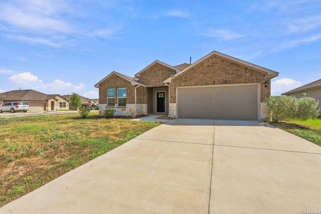 1449 Parkwood — NAVARRO OAKS