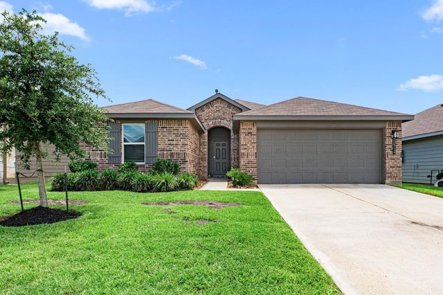 24714 Mountain Tree Dr — Grand Pines