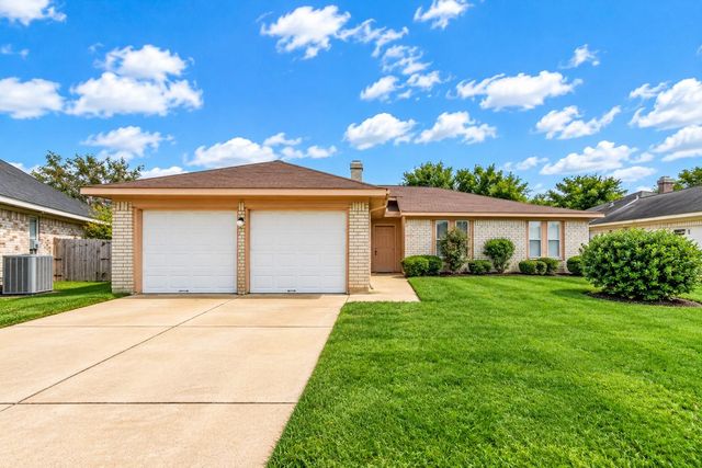 17726 Autumn Trails Ln — Northglen