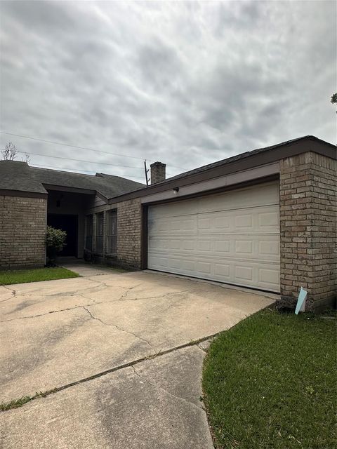 12007 S Fairhollow Ln — Spring Meadows