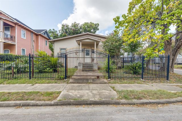 3012 Garrow St — Settegast Sec 04