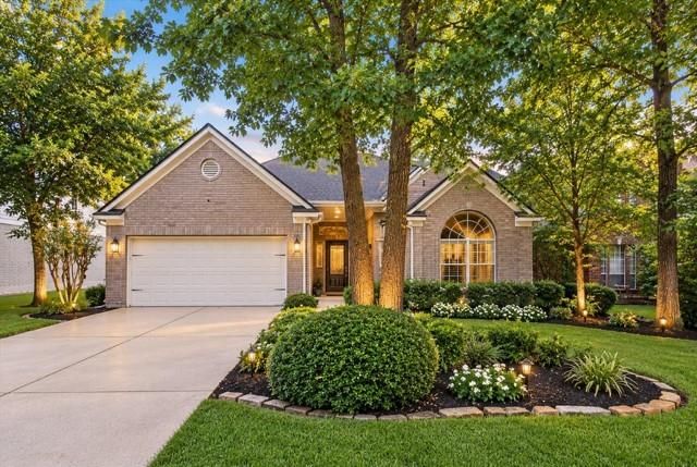 26 Millport Dr — Wdlnds Village Alden Br 40
