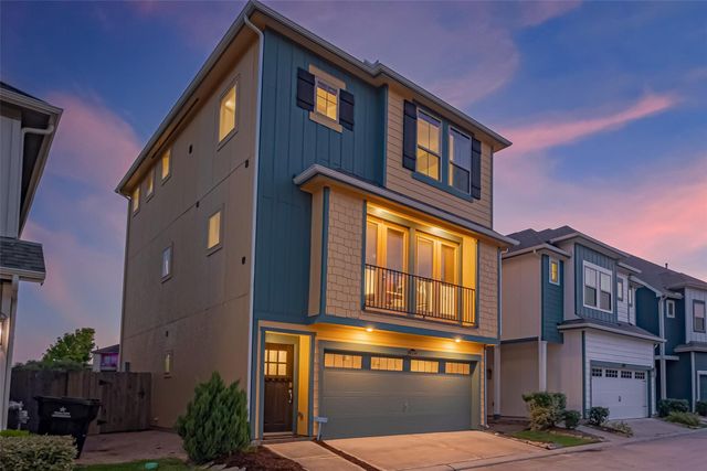 11922 Briarwood Hill Way — Kirby Landing