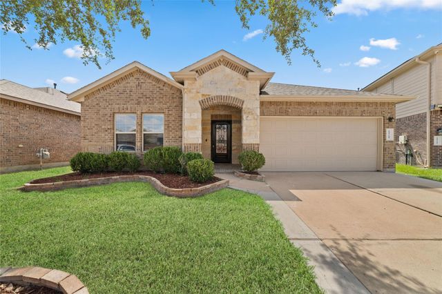 23719 San Servero Dr — Ventana Lakes