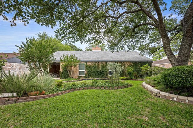 12210 Waldemar Dr — Briar Lake