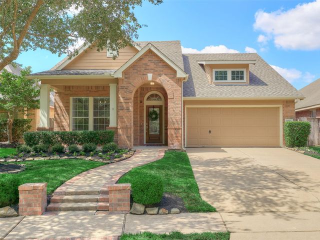 18503 S Raven Shore Dr — Shores Sec 1 Amd 1