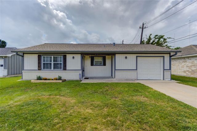 5317 Crestmont St — Craigmont Place Sec 01