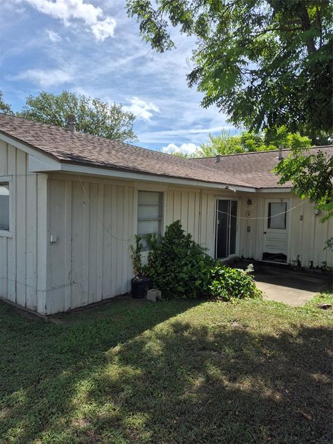 7618 Kensico Rd — Sharpstown Sec 05