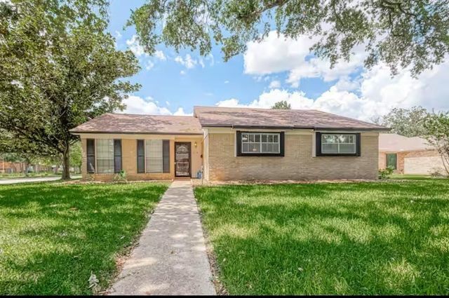 9654 Meadowland Dr — Tanglewilde Sec 04