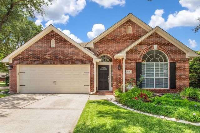 642 Avery Dr — Stonehaven Sec 1